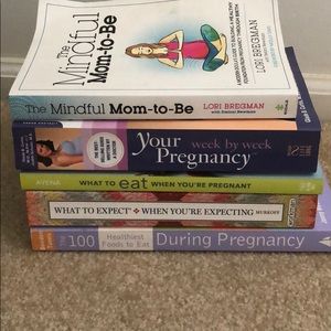 Pregnancy book bundle, GUC